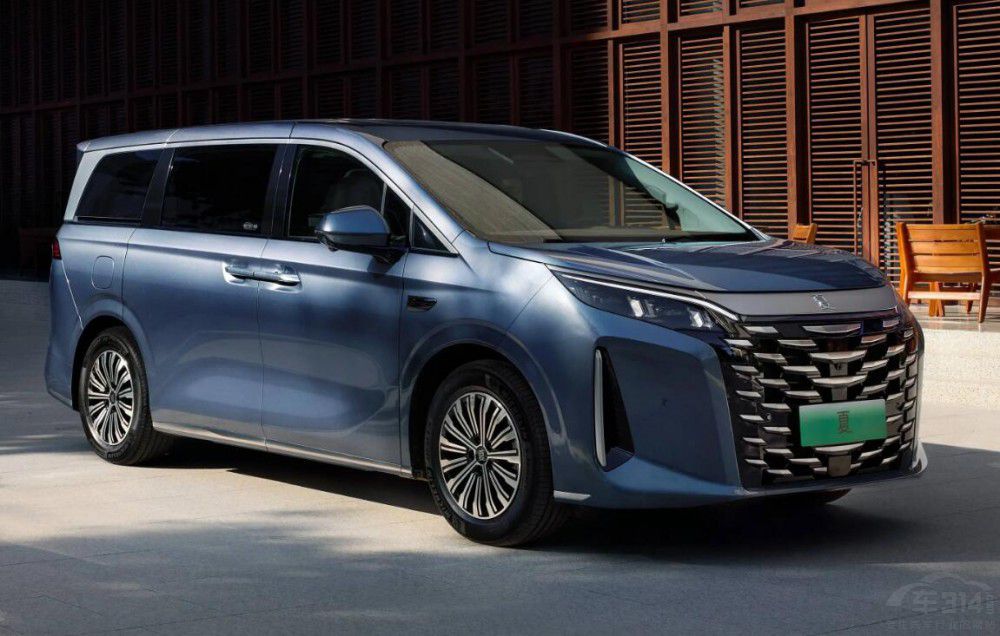 �l(shu��)�Ǹ��Q(ch��ng)�ġ��̰�܇(ch��)�� �@�׿�MPV��Ԓ�f(shu��)