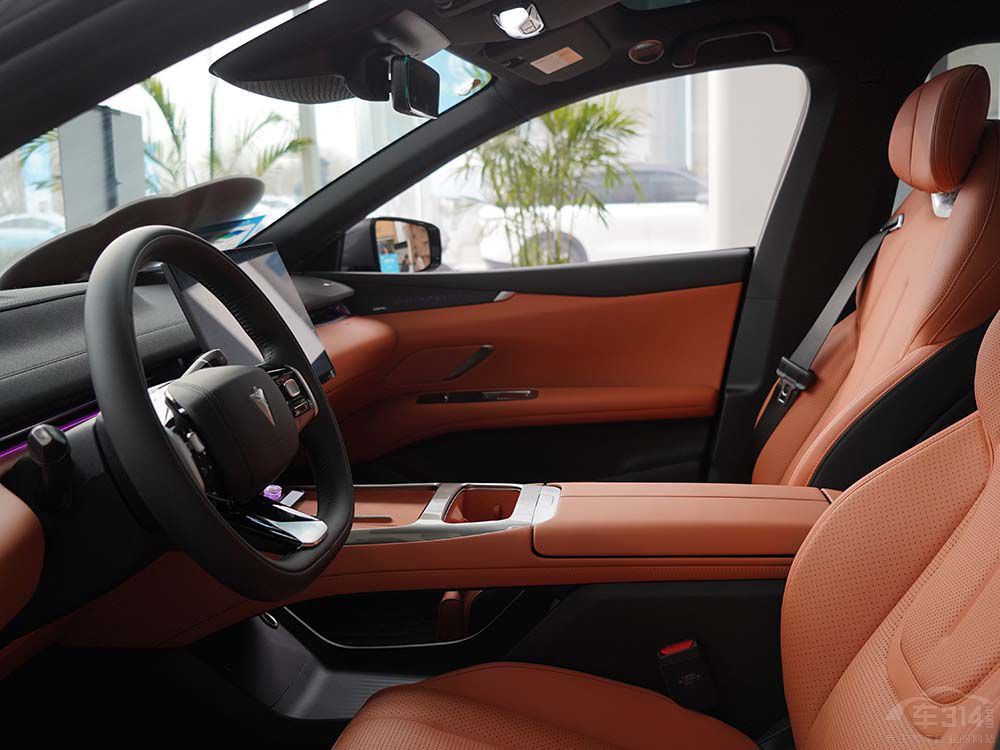 �A(y��)��20�fԪ���@�׿�܇׌�����D(zhu��n)�A�����{