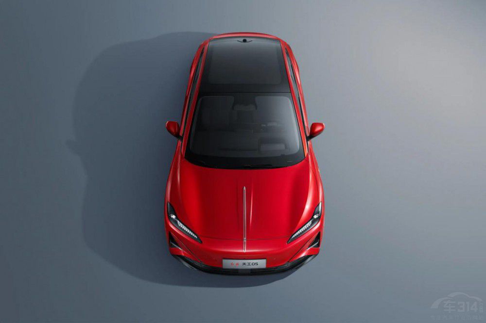 手持15萬(wàn)買新車 就看這三款“六邊形戰(zhàn)士“ 手持15萬(wàn)買新車 就看這三款“六邊形戰(zhàn)士“