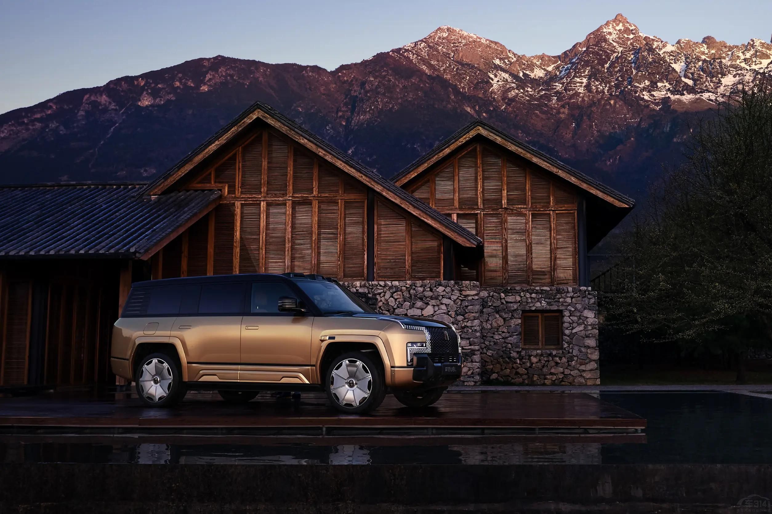 �������u���L���L���p�Љ�