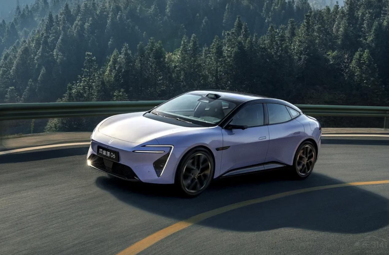 ���ɳɸ߶��Ј�(ch��ng)��һ�硱 С�i�N������ӛ���