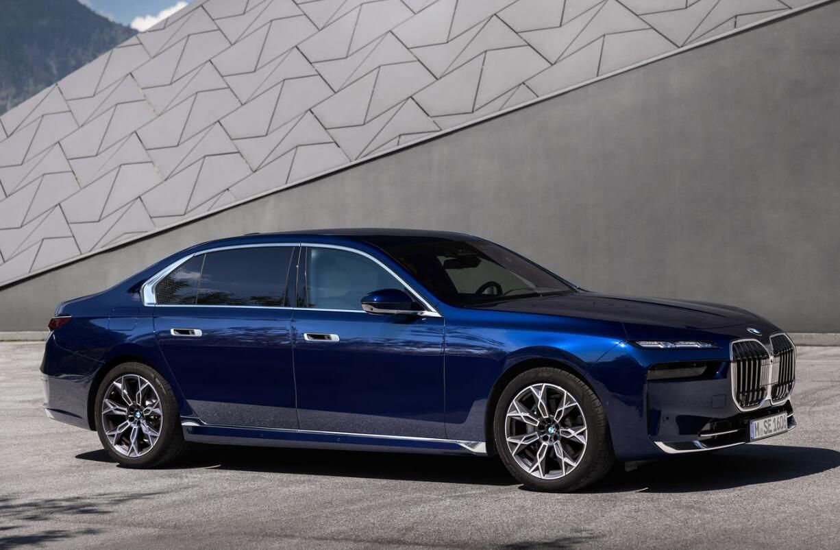 ȫ��λ�A�������S800���Ȍ��R740Li