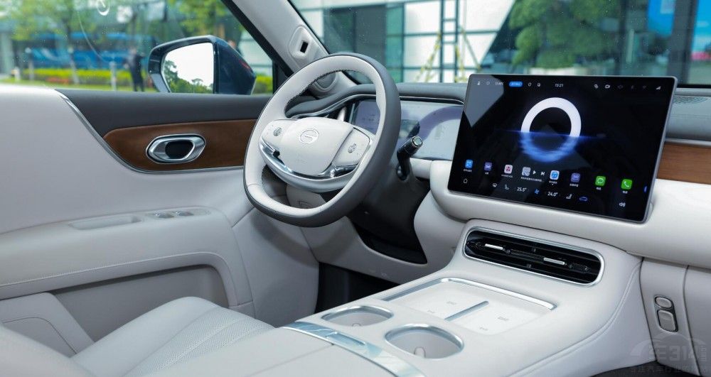 9���������µ�SUV�P�c���������I�Ŀ���