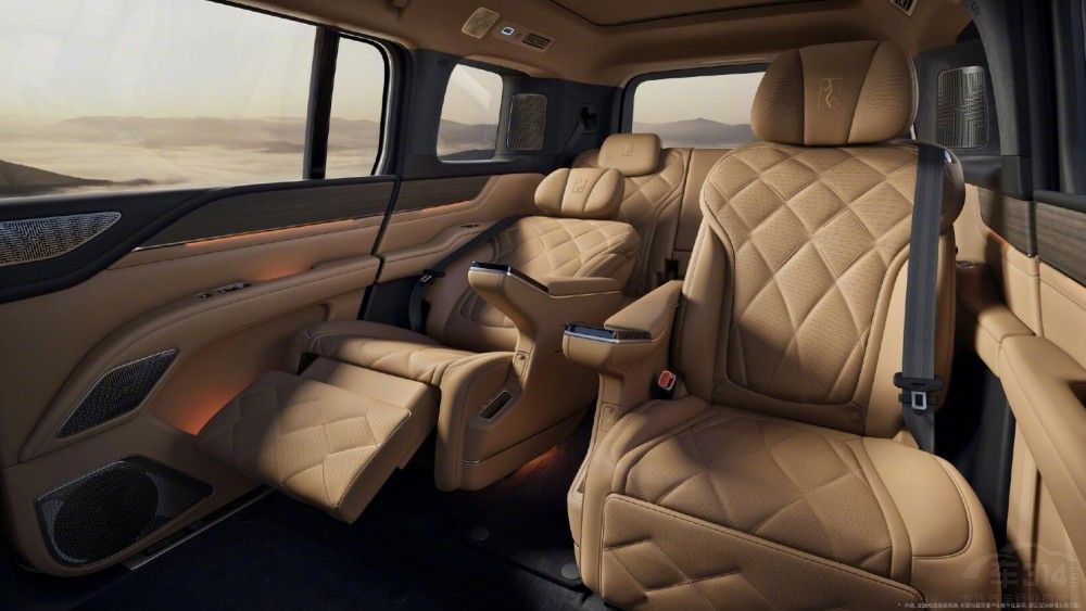 ���u9���ذ�SUV 15�f��130�f���o��������