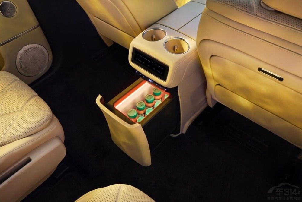 20 �f��(j��) SUV ���R�����L(f��ng)�� T11 �Ŀ�ֵ���I