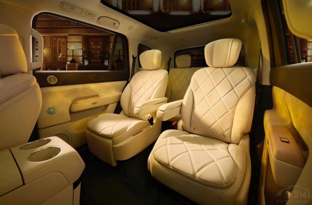 20 �f��(j��) SUV ���R�����L(f��ng)�� T11 �Ŀ�ֵ���I