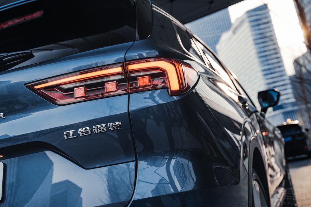 ���w�������hSUV��⏸����I(l��ng)���������