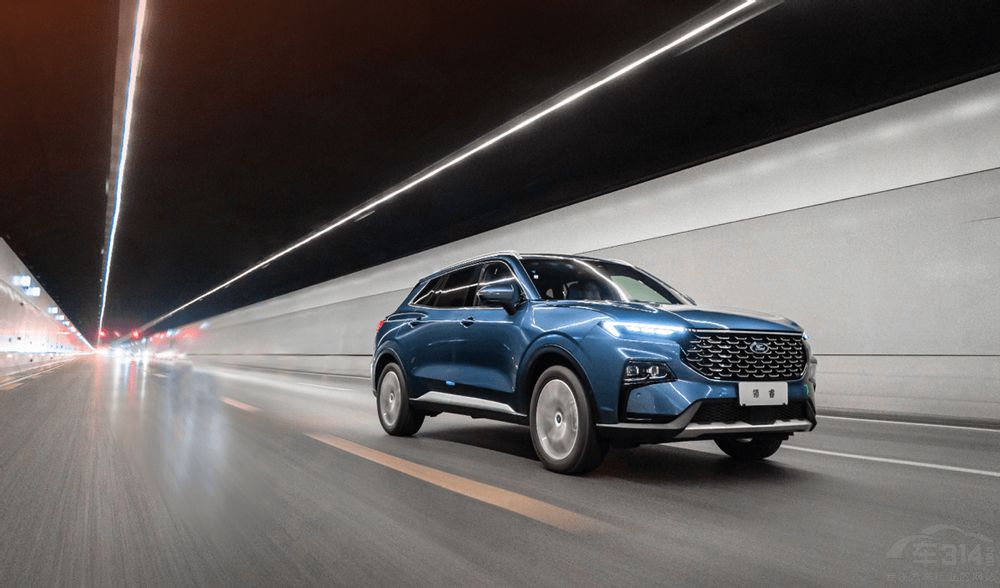 13.98�fԪ���۵�����SUV �I(l��ng)���ĺ܏�(qi��ng)��