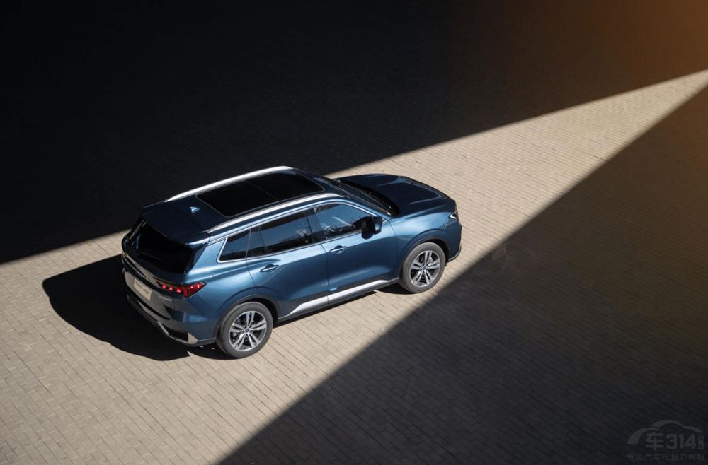 13.98�fԪ���۵�����SUV �I(l��ng)���ĺ܏�(qi��ng)��