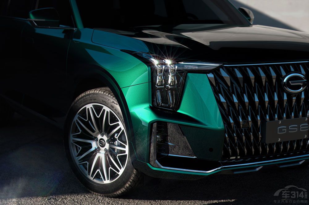 個(gè)個(gè)看點(diǎn)十足 盤點(diǎn)重慶車展五款重磅新車 個(gè)個(gè)看點(diǎn)十足 盤點(diǎn)重慶車展五款重磅新車