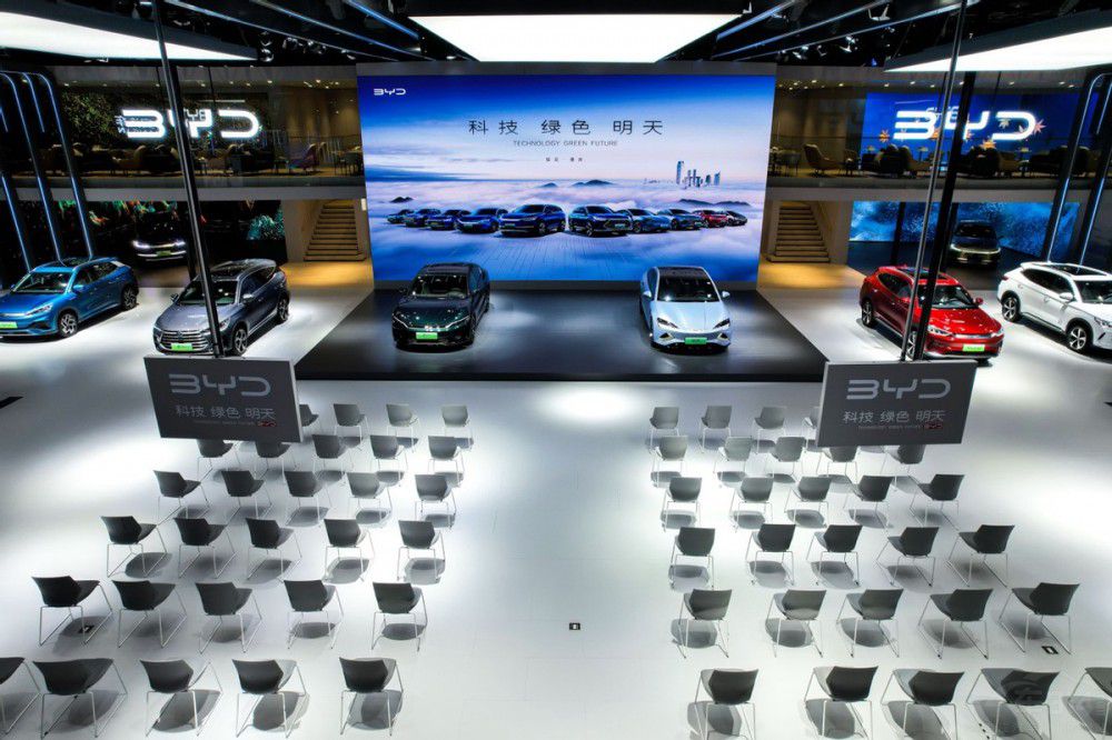 һ�ڶ��t���ȁ��������p�����ؑc܇չ�F(xi��n)��