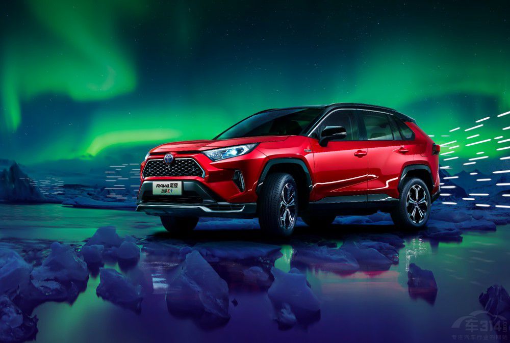 һ���S��RAV4�s���p��E+ 2022�����У�