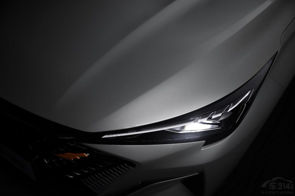 10�f���\��SUV���x �W��X5 PLUS�_���A(y��)��