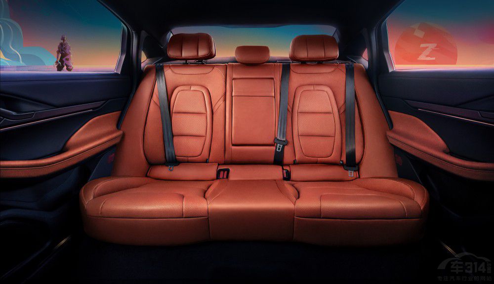 秒殺BBA 林肯全系標(biāo)配2.0T高功 6.8秒加速 秒殺BBA 林肯全系標(biāo)配2.0T高功 6.8秒加速