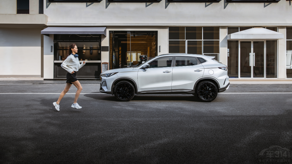 �W��X5 PLUS���� �a(ch��n)Ʒ�����r(ji��)�����p�@ϲ