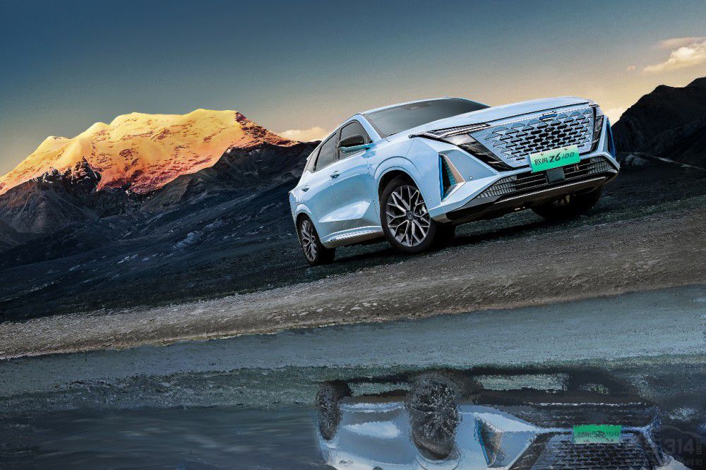 ����6����ͻ��74000�� �W��Z6���Ј���A