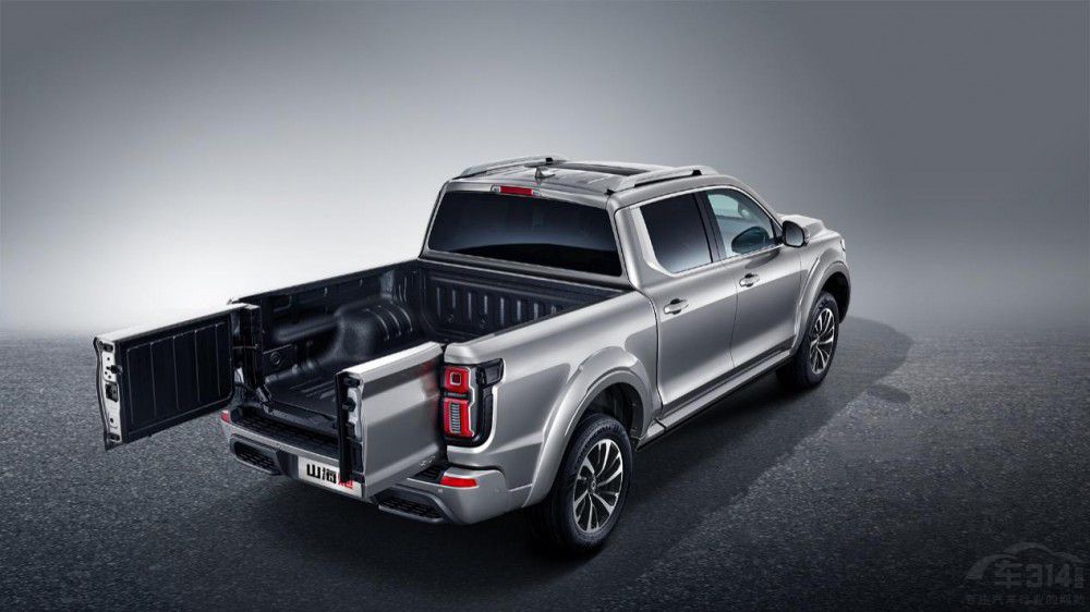 ���͸����ܺ��AƤ��ɽ���ڏV��܇չ����