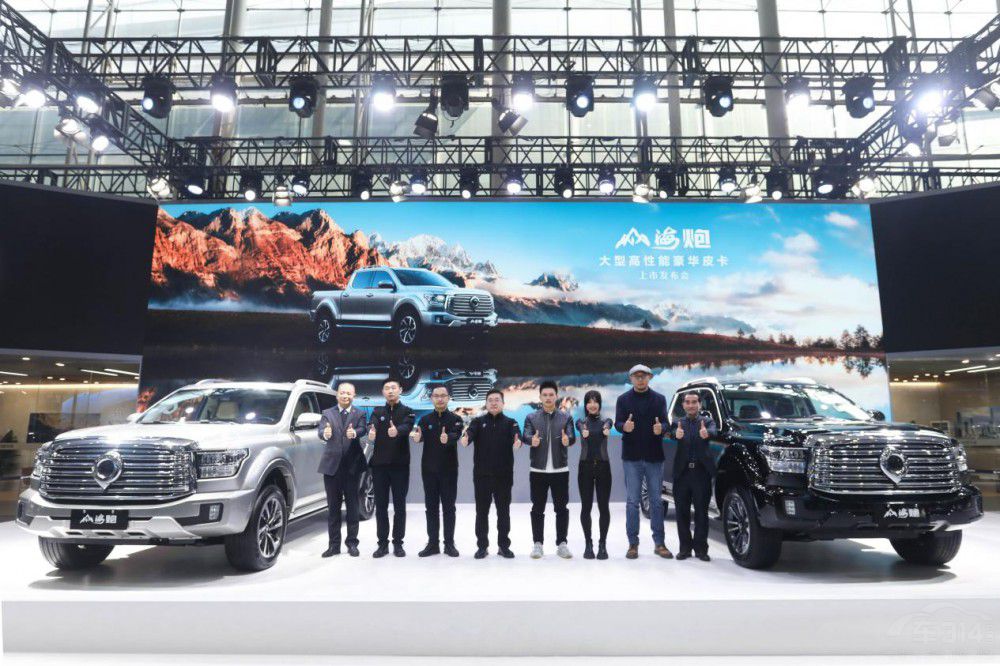 ���͸����ܺ��AƤ��ɽ���ڏV��܇չ����