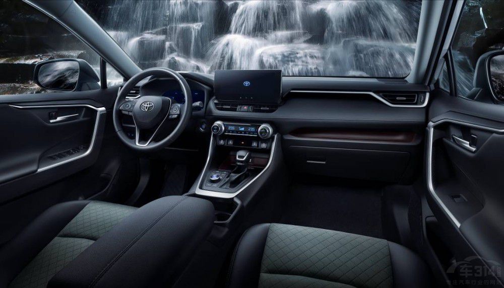 һ���S����RAV4�s������ 17.68�fԪ����