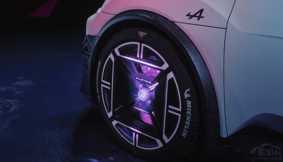 ِ�����С��ڣ�Alpine A290����܇����