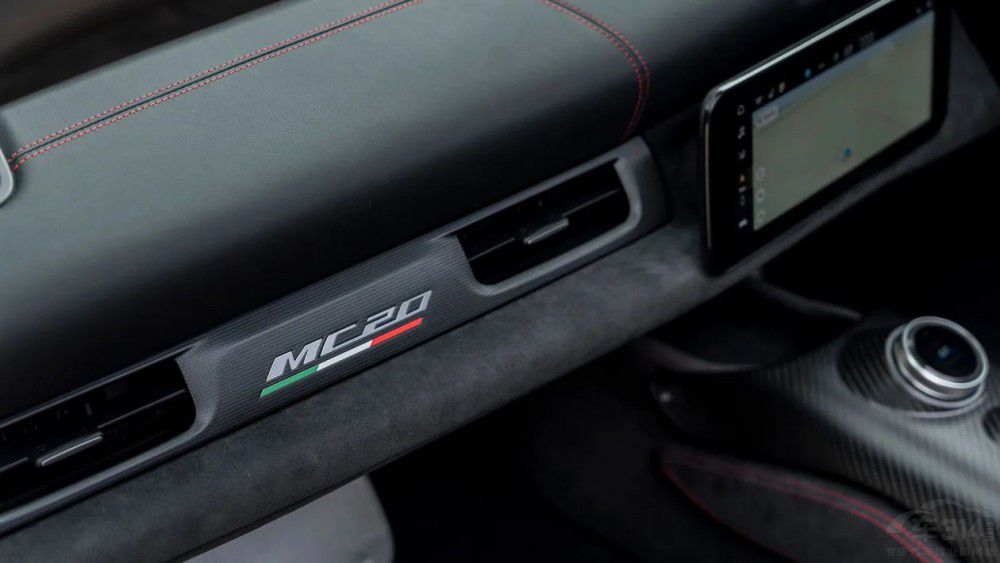 �I����ֻ�ۿ�֮��ɯ����MC20 Cielo 2023