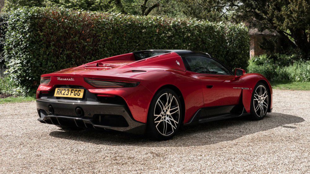 �I����ֻ�ۿ�֮��ɯ����MC20 Cielo 2023