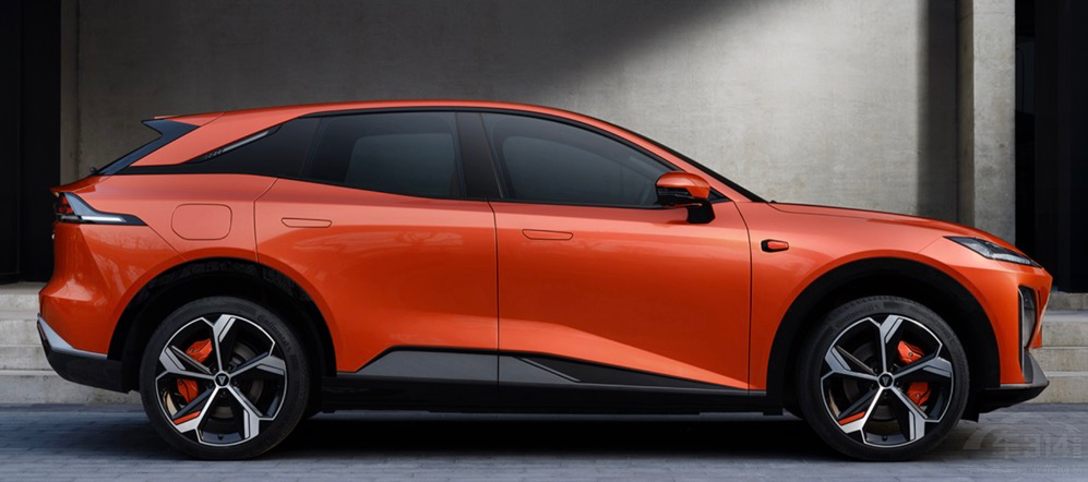 �а�Model Y ���{(l��n)S7���¶��x������SUV��