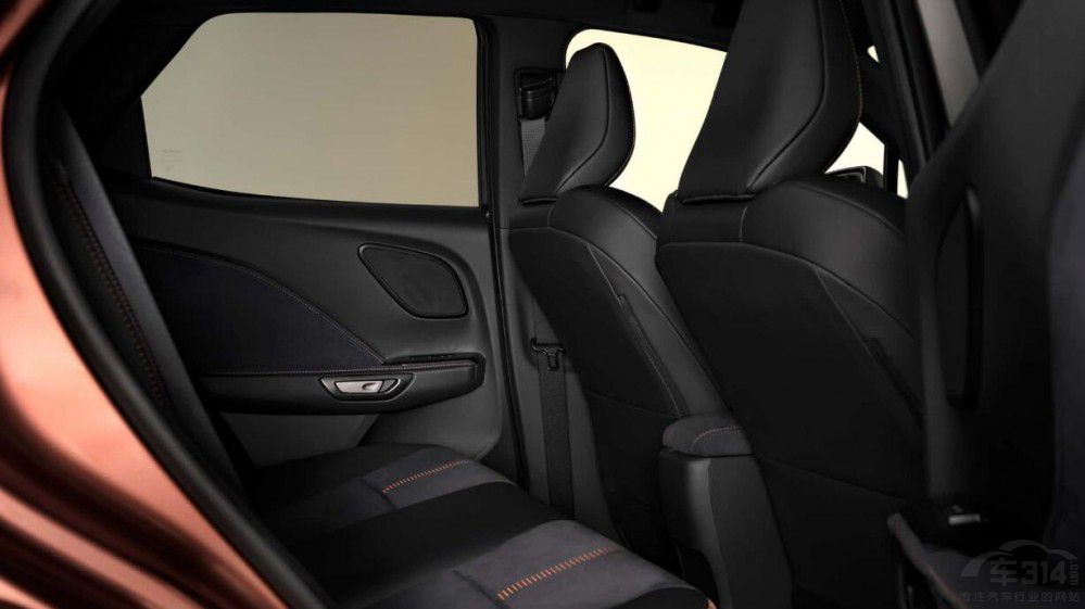 ֻ�ǂ�(g��)���߼�(j��)����ʿ�����׿��_˹LBX�l(f��)��