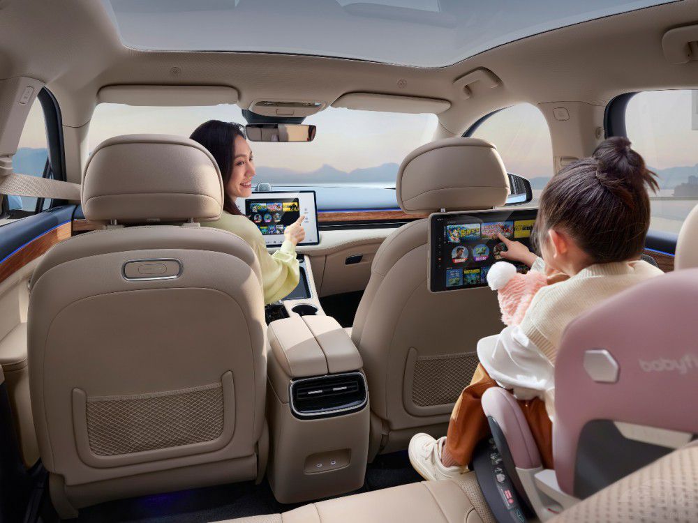 ���ɿ��ǻ�����SUV������(j��) M5��(bi��o)��(zh��n)������