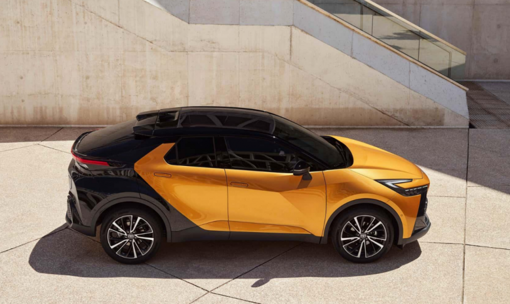 ȫ���S��C-HR���� �ֵ�K���뉺�ȁ�����