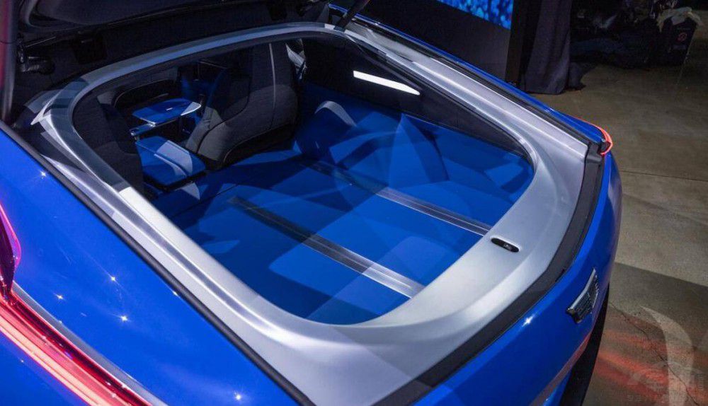 ��������ʽ�� �P������Celestiq���r�ع�