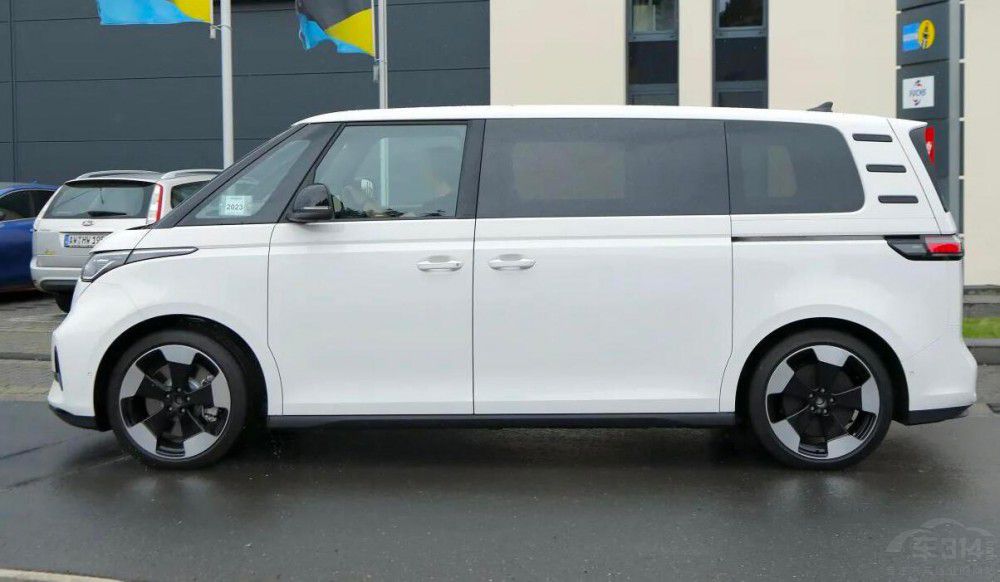 ����ļ���������ID.BuzzGTX���l(f��)��