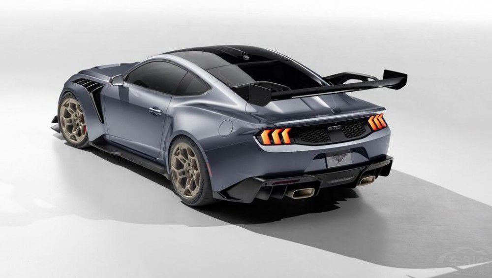 30�f��Ԫ��Ұ�R��һ�v�ܺϷ���·��ِ܇