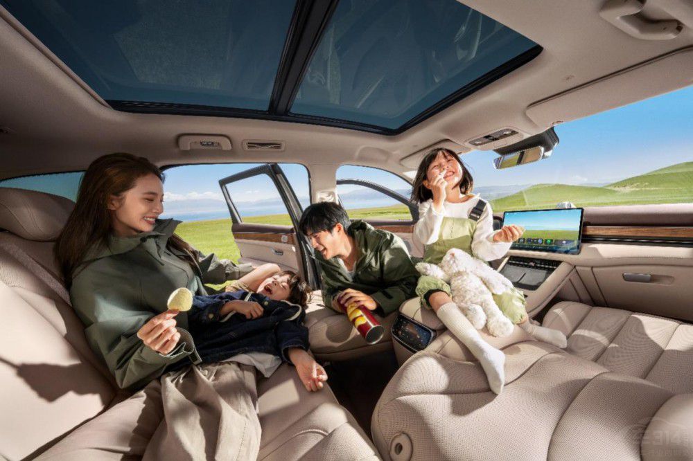 AITO������M7��������ʽ����ɶ�܇չ��