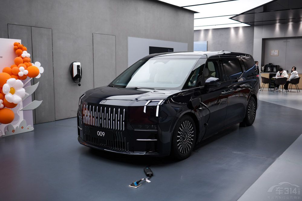 ����MEGA���������ǿ ���Zɶ�r(sh��)�򃶬F(xi��n)��