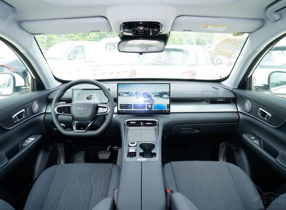 ������8 PLUS�I�Ŀ���һ����λ �㶮��