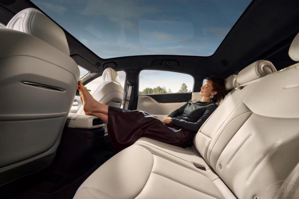 �Ŀ�Q����С�i��܇SUV�˚��p��������