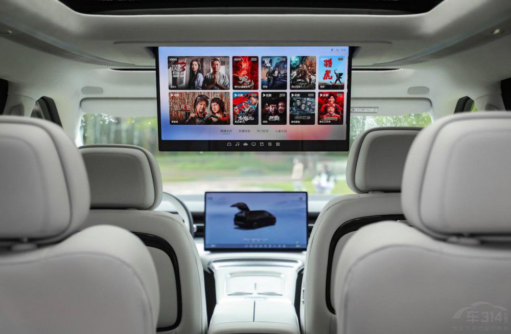 2025款小鵬X9重塑家用MPV舒適天花板 2025款小鵬X9重塑家用MPV舒適天花板