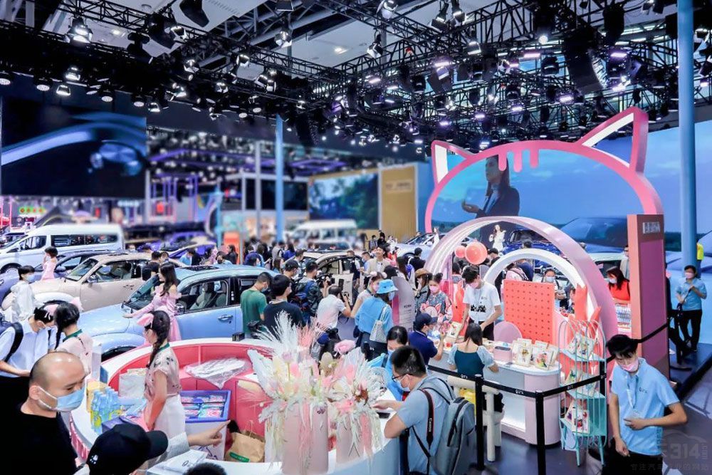 �I(l��ng)�ܼ����܇�Ј� �W������Ů�ˡ���߅�족