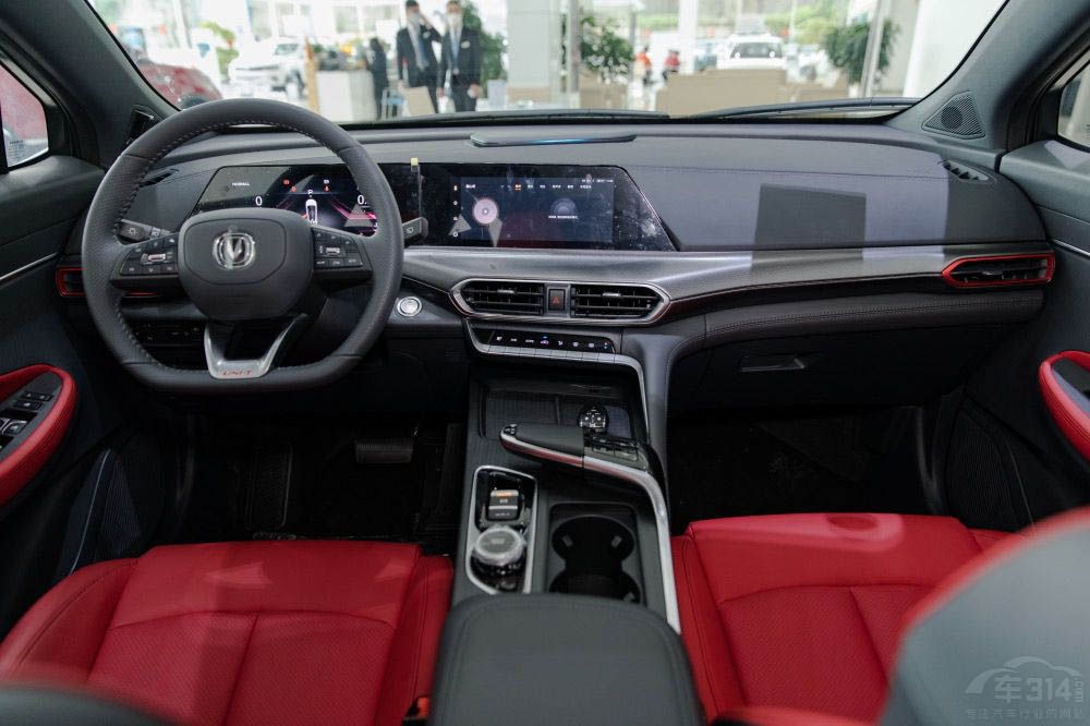 15�f�ԃ�(n��i)����SUV�P�c��UNI-T����һ�I