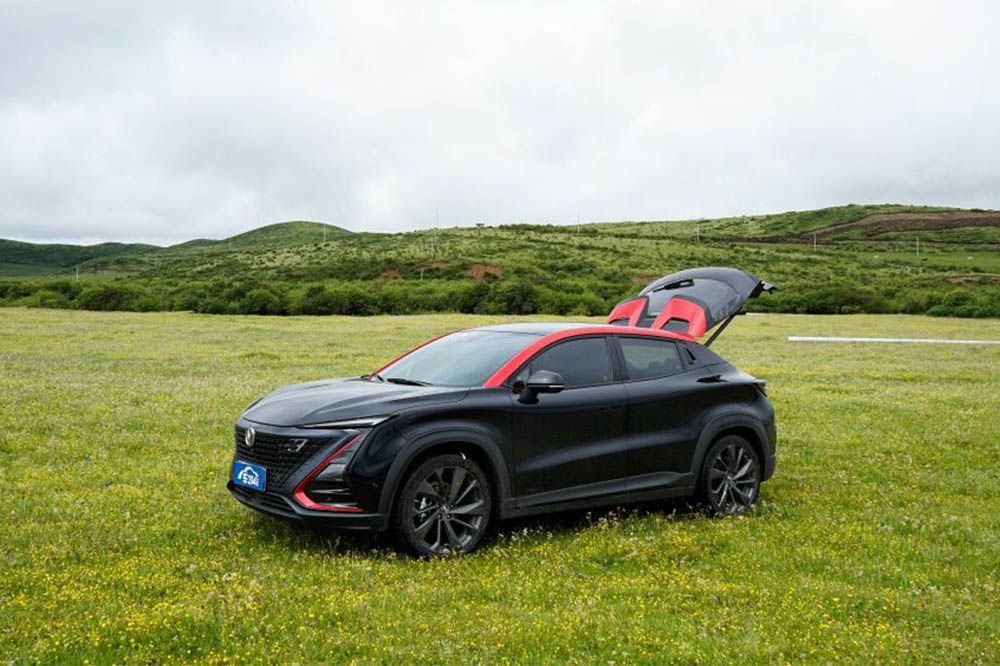 15�f�ԃ�(n��i)����SUV�P�c��UNI-T����һ�I