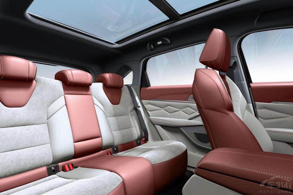 15�f�ԃ�(n��i)����SUV�P�c��UNI-T����һ�I