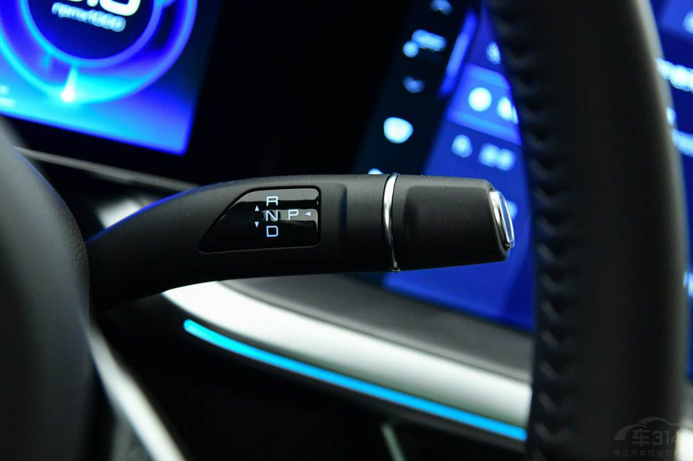 15�f�ԃ�(n��i)����SUV�P�c��UNI-T����һ�I