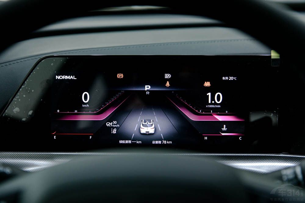 15�f�ԃ�(n��i)����SUV�P�c��UNI-T����һ�I