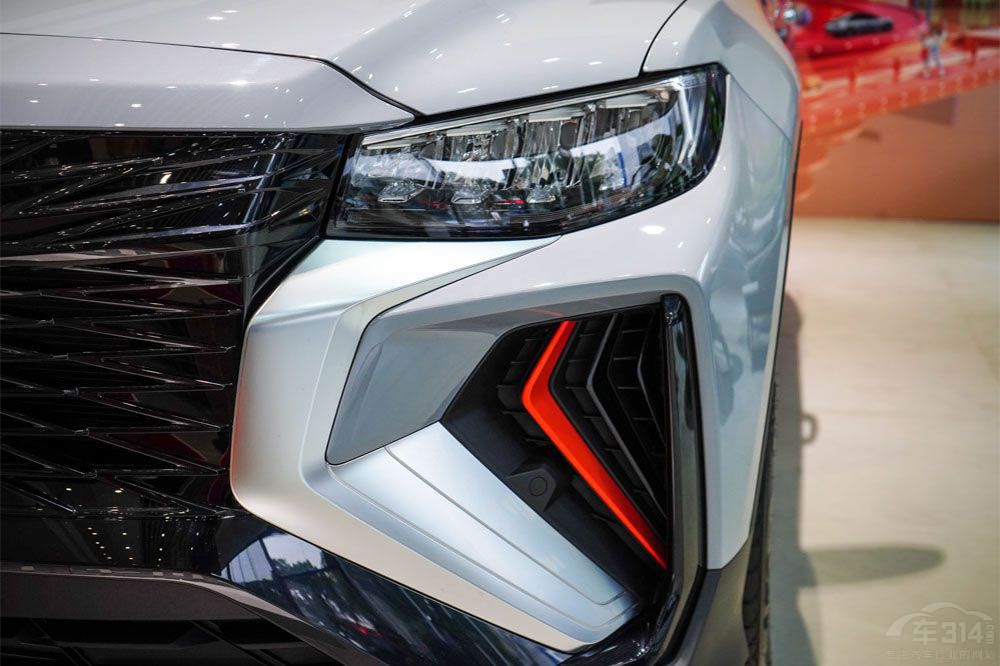 15�f�ԃ�(n��i)����SUV�P�c��UNI-T����һ�I