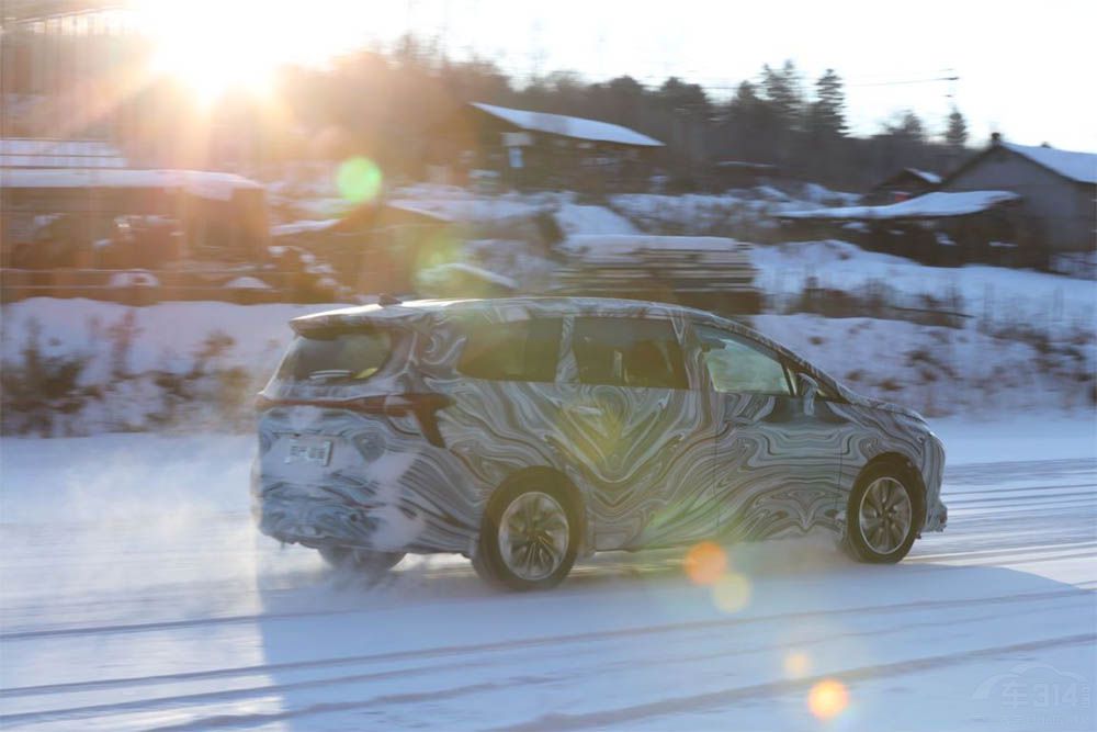 4��15�� �͖|�L(f��ng)�L(f��ng)��һ�����������Party