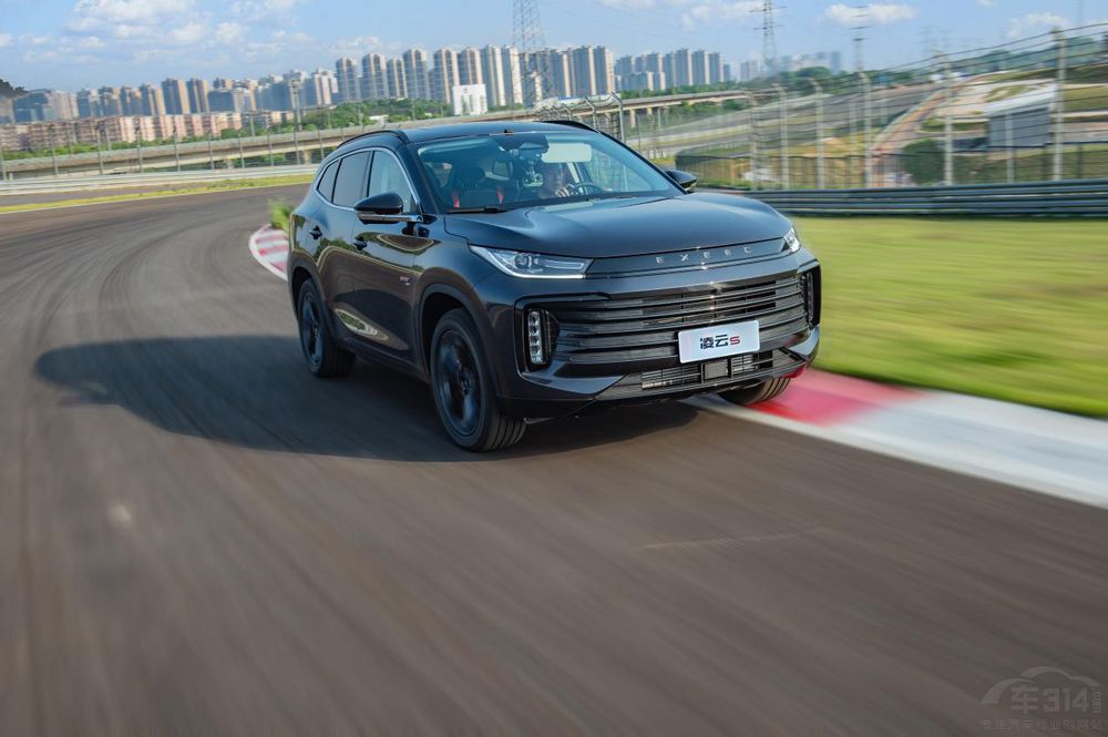 ȫ��λ������;����S