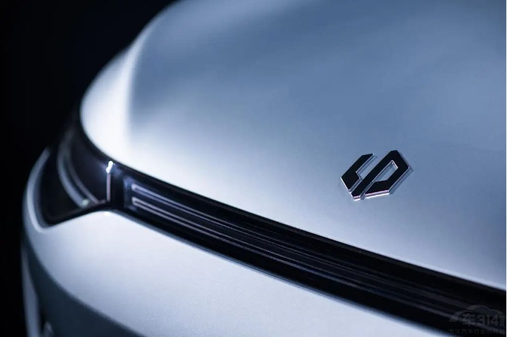 ����C01�A(y��)����С�rӆ�γ����f ��ˮ�ֆ���