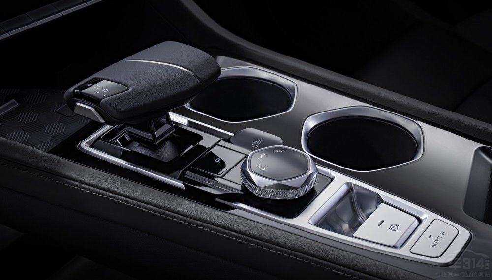 2022���݄�PLUS & 2022��CS35PLUS����