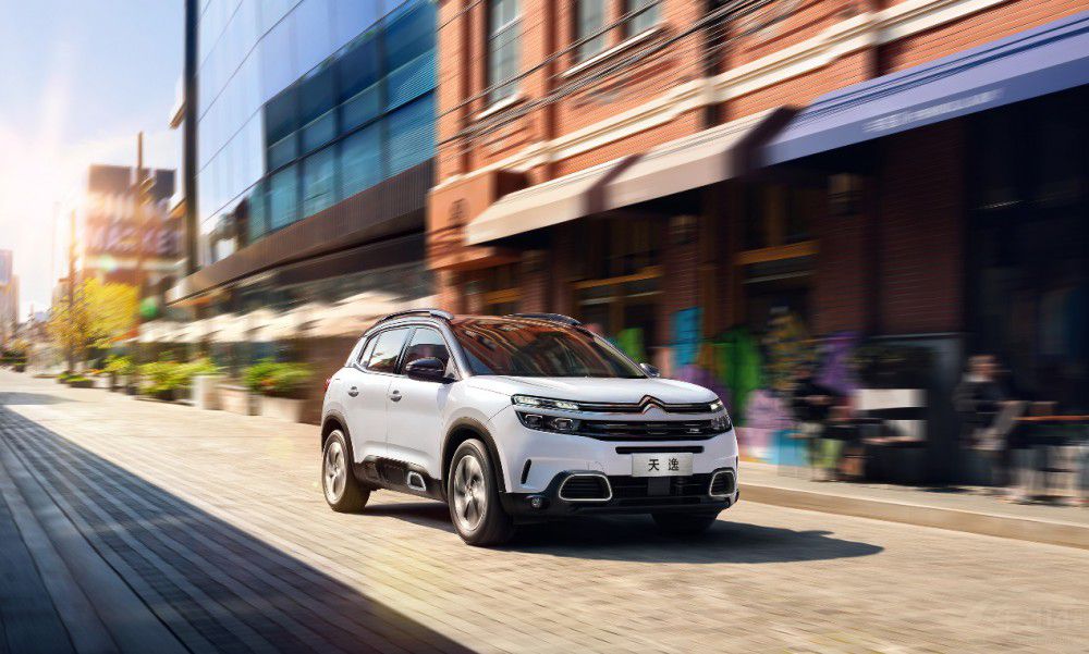 ����C5 AIRCROSS���m����׌�����^����